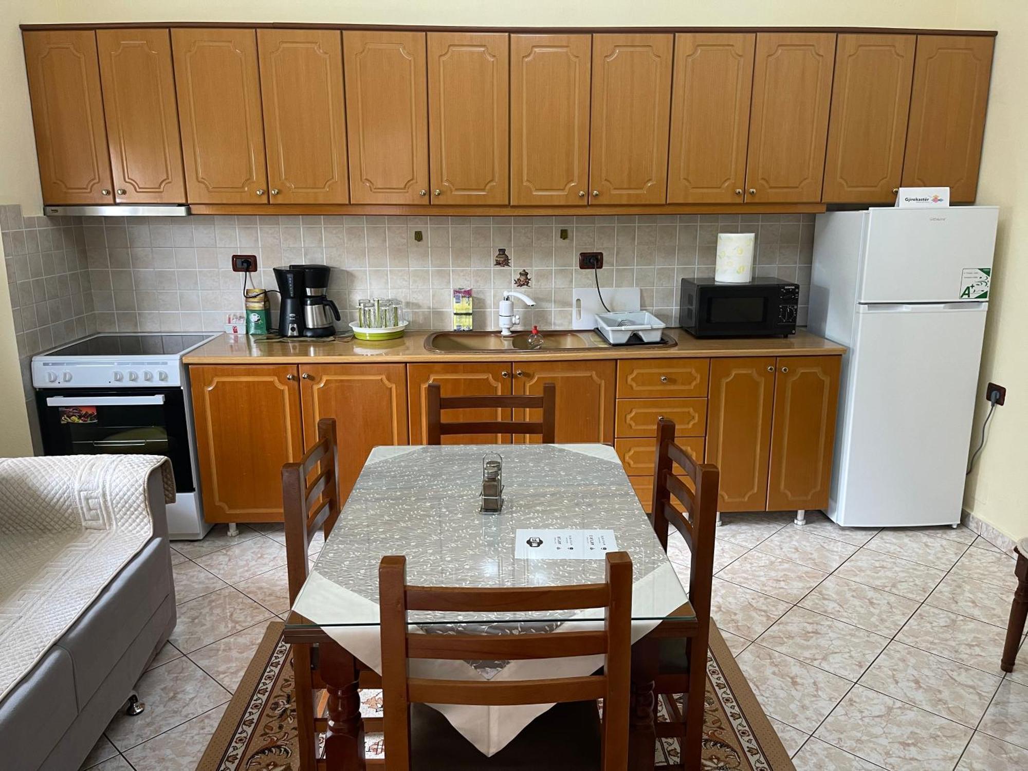 Artur'S Apartment Gjirokaster Ngoại thất bức ảnh